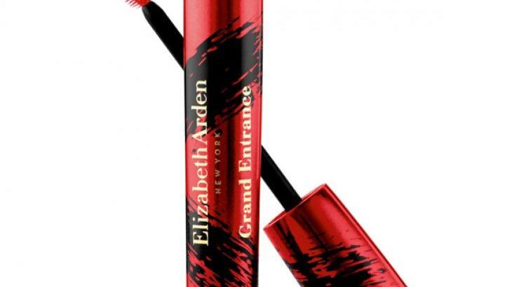 Η Elizabeth Arden παρουσιάζει τη νέα Grand Entrance Mascara