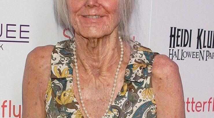 Μπορείτε να αναγνωρίσετε ποια είναι αυτή η celebrity;