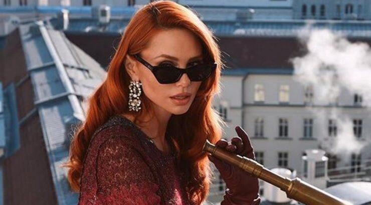 Party hair: Τα 3 χτενίσματα που θα κλέψουν τις εντυπώσεις