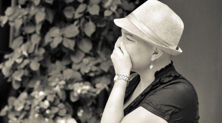  Πράξη που συγκλονίζει! Η φίλη τους διαγνώστηκε με καρκίνο και ξύρισαν όλες το κεφάλι τους!