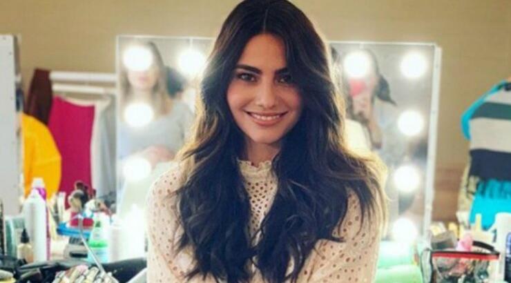 Ηλιάνα Παπαγεωργίου: Φόρεσε το ιδανικό party dress γι’ αυτή την εποχή