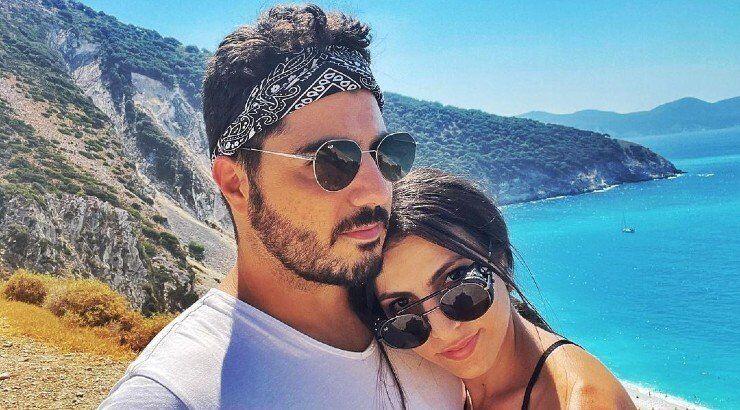 Χάρης Αριστείδου – Μαριλένα Φουκαρίδου: Είδαμε το προσκλητήριο του γάμου τους [εικόνες]