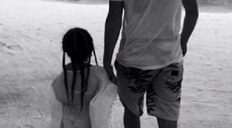 Διάσημα αδέρφια και η εντυπωσιακή φωτογραφία τους! Περήφανοι οι πασίγνωστοι γονείς τους