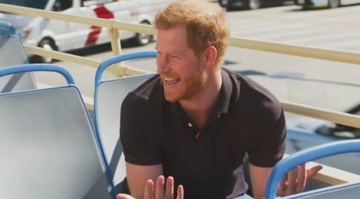 Ο Πρίγκιπας Harry εξομολογείται στον James Corden: "Δεν εγκαταλείψαμε ποτέ τη βασιλική οικογένεια" [βίντεο]