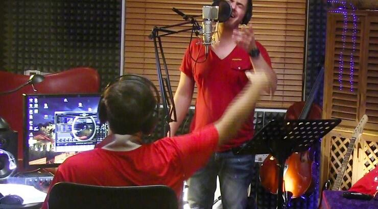 Ακούστε το τραγούδι της σειράς "Όρκος Σιωπής" που ερμηνεύει ο Μιχάλης Χατζηγιάννης