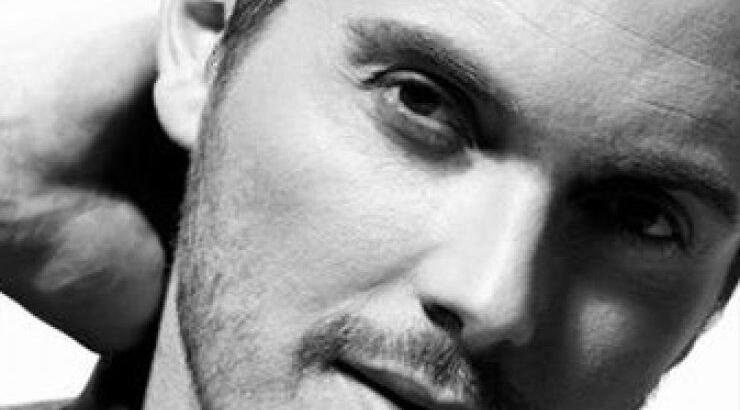 Μιχάλης Χατζηγιάννης: Για τρεις εμφανίσεις στην Κύπρο