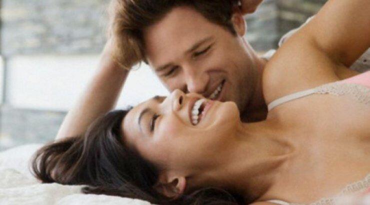 Έρευνα: Κάντε σεξ, σας κάνει εξυπνότερους!