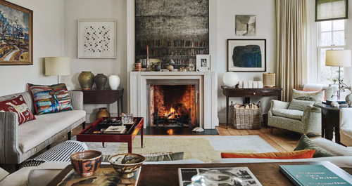 Μια interior designer έφτιαξε ένα διαμέρισμα γεμάτο βιβλία και συλλεκτικά αντικείμενα
