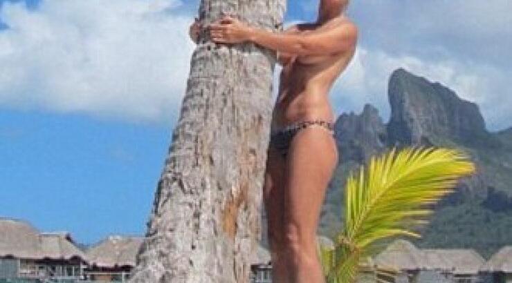 Συνεχίζει να φωτογραφίζεται topless η Heidi Klum...