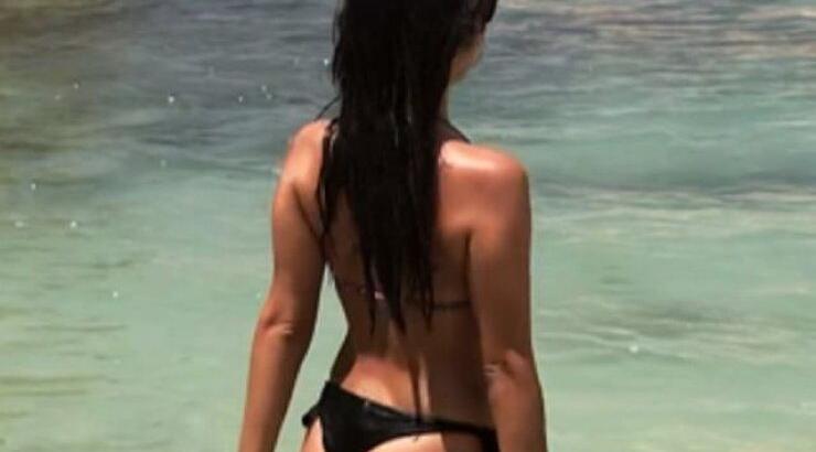 Μείναμε με το στόμα ανοιχτό! Επώνυμη Κύπρια μας έδειξε τη σέξι πίσω όψη της!