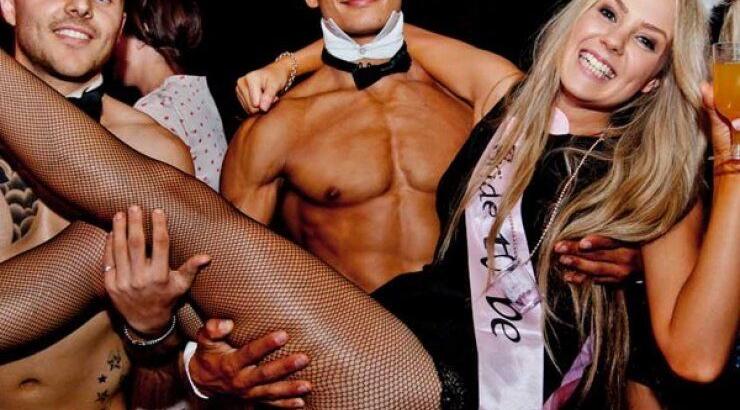 Bachelorette Party: Πάρτι, μόνο για γυναίκες!