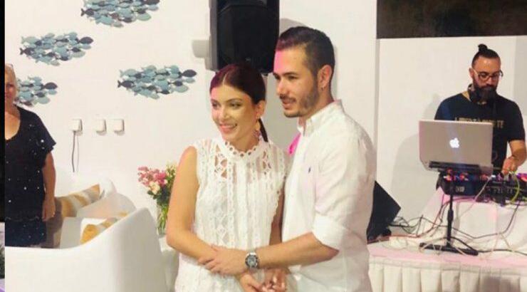 Αρραβώνες στην κοσμική ζωή του νησιού 