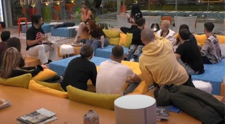 Πασίγνωστος Έλληνας τραγουδιστής μπήκε στο σπίτι του "House of Fame" [βίντεο]