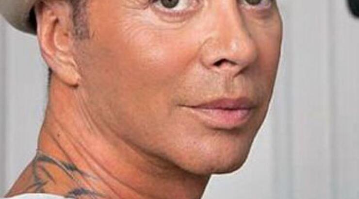 Λάκης Γαβαλάς: "Δυο φορές σκέφτηκα να αυτοκτονήσω"