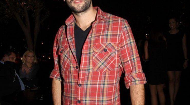 Ο αδελφός της Ελένης Μενεγάκη μας τα έδειξε (σχεδόν) όλα[εικόνα]