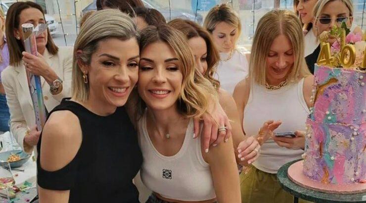 Άννα Χατζηγρηγορίου – Ιφιγένεια Χουλιώτη: Οι fashionable δίδυμες έγιναν 40 και έκαναν πάρτι στη Λευκωσία