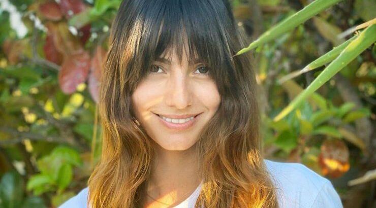 Αυτό το επίδοξο νεαρό μοντέλο είναι σίγουρα η σωσίας της Ηλιάνας Παπαγεωργίου!