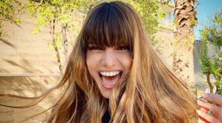 Ηλιάνα Παπαγεωργίου - Snik: Τα καυτά φιλιά στο κέντρο της Αθήνας