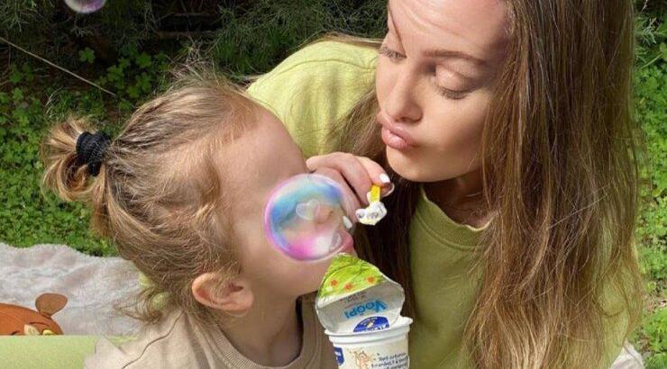 Ilona Garamvolgyi: Ο γιος της έγινε 4 και του ετοίμασε την πιο εντυπωσιακή τούρτα! [εικόνες]