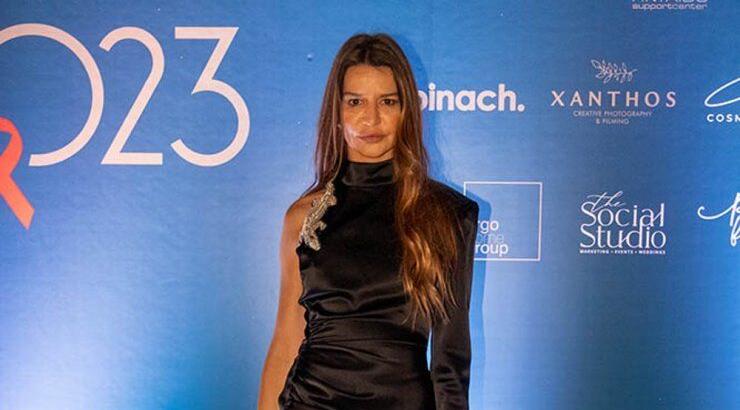 Το total black look της Ελίνας Θεοδότου που είνα ιδανικό για το ρεβεγιόν 