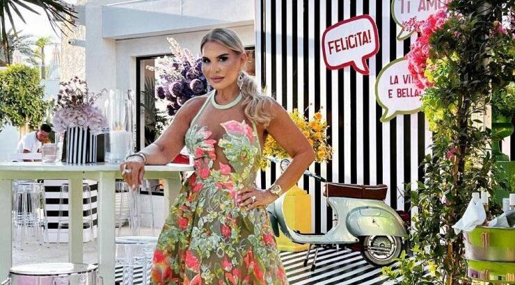 Κάτια Θεοδότου: Το βραδινό της look στη Μύκονο