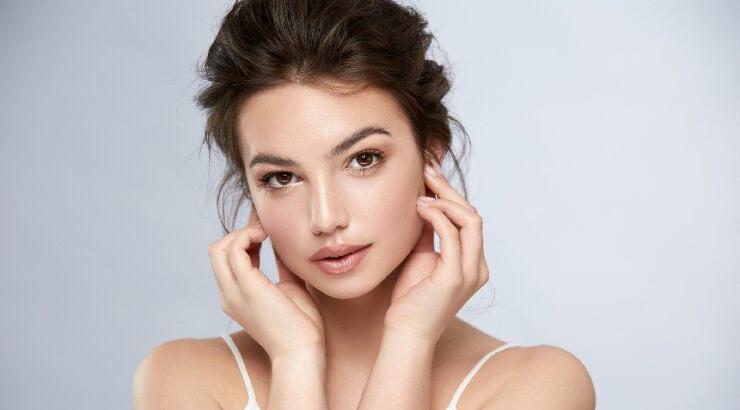 Πώς μπορούν να διορθωθούν τα πεταχτά αυτιά μου;