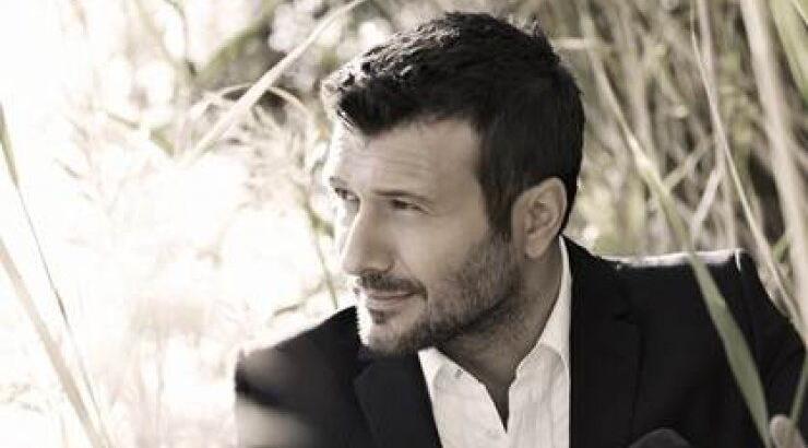 Οι δύο νέες επιτυχίες του Γιάννη Πλούταρχου