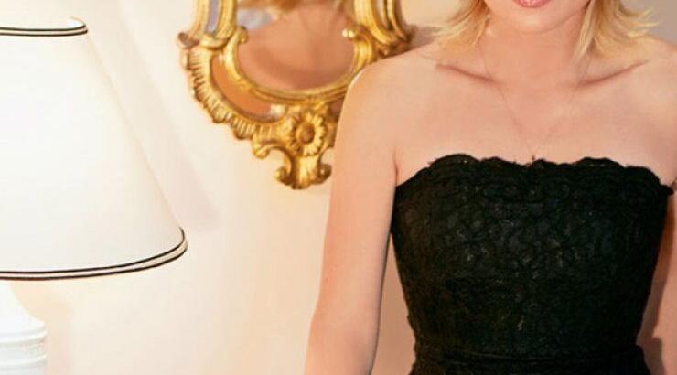 Όλο και φουσκώνει η κοιλίτσα της Καραβάτου [εικόνες]