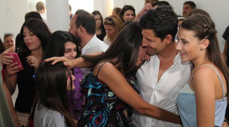 Σάκης Ρουβάς: Προκάλεσε πανικό στην Πάφο!