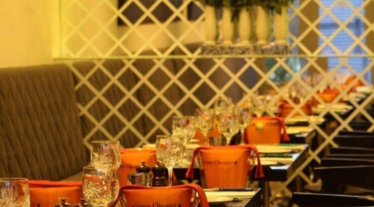 Εντελώς ανανεωμένο το 1900!