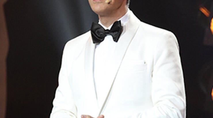 Αποκλειστικές δηλώσεις του Σάκη Ρουβά μετά το τέλος της λαμπερής βραδιάς των βραβείων “Madame Figaro Γυναίκες της Χρονιάς 2015”