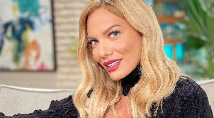 Μαυροφορεμένη η Ιωάννα Μαλέσκου στην έναρξη της εκπομπής της – Πένθος για στενό της συνεργάτη