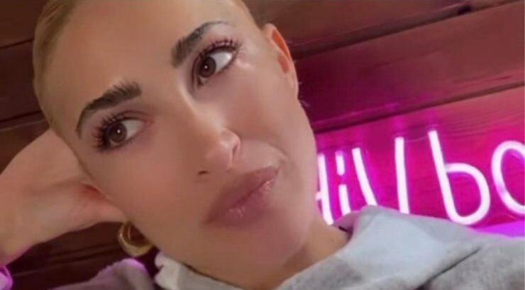 Ιωάννα Τούνη: Βουρκωμένη μίλησε για το πρόβλημα υγείας της μητέρας της [βίντεο]