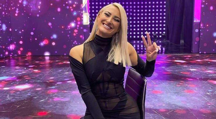 Σκηνικό με την Ιωάννα Τούνη στο αεροδρόμιο: "Τους πέταξα 50 ευρώ και έφυγα" [βίντεο]