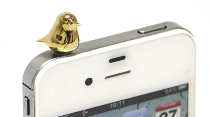  Ένα πουλάκι κάθεται…