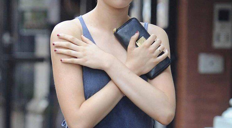 Ireland Baldwin: Η κόρη της Kim Basinger ξεκινά καριέρα μοντέλου