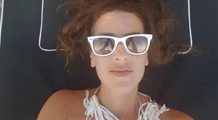 Το πιο σέξι στιγμιότυπο της Ειρήνης Κωνσταντίνου με μαγιό!  