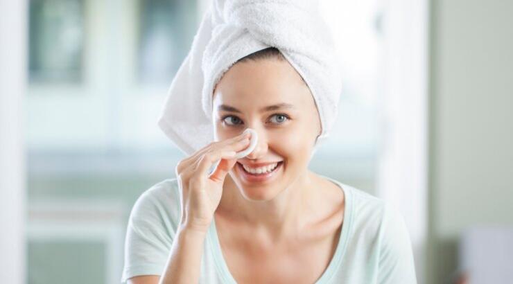 5+1 συμβουλές για να πετύχεις το σωστό καθαρισμό του προσώπου