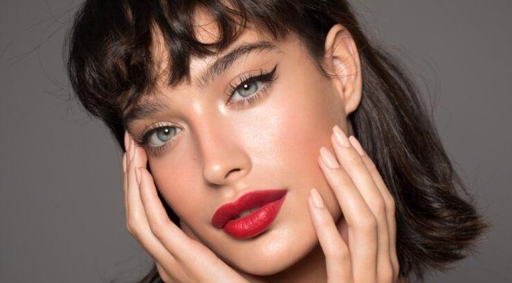 2 εύκολοι τρόποι να εφαρμόσεις το eyeliner αν είσαι αρχάρια