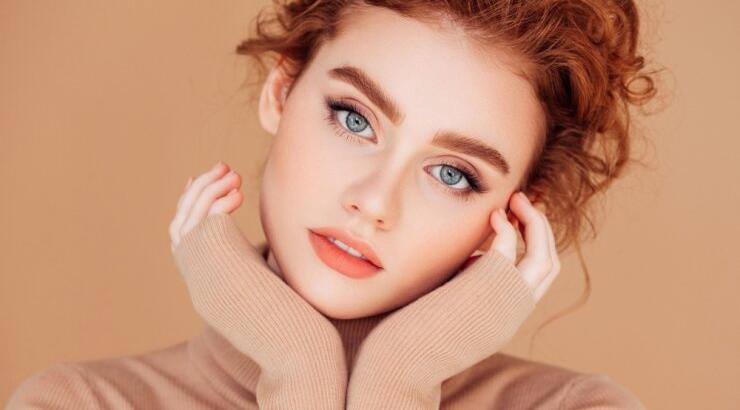 Pumpkin spice make-up: Το φθινοπωρινό μακιγιάζ που θα γίνει η καθημερινή σου επιλογή 