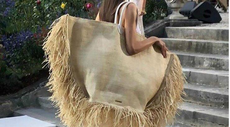 Αυτή είναι η νέα it bag και είναι δημιουργία του ταλαντούχου σχεδιαστή, Simon Porte Jacquemus