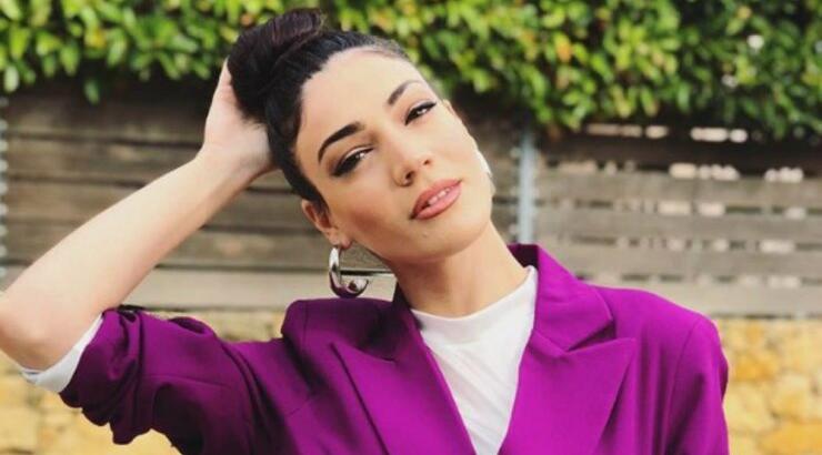 Το ιδιαίτερο hair look της Ήβης Αδάμου! [βίντεο]