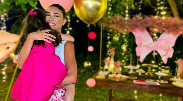 Ήβη Αδάμου: Μπήκε πρωί – πρωί με την κόρη της στην κουζίνα – Δείτε τι έφτιαξαν [βίντεο & εικόνα]