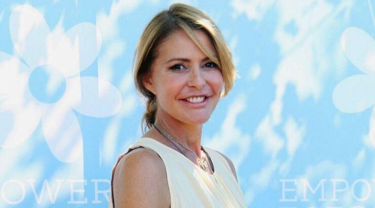 Τζένη Μπαλατσινού: Έκανε το πρώτο της ταξίδι μετά την ανακοίνωση της εγκυμοσύνης της [βίντεο]