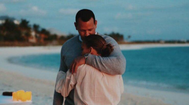 Jennifer Lopez: Μας έδειξε καρέ καρέ την πρόταση γάμου που της έκανε ο σύντροφός της! [εικόνες]