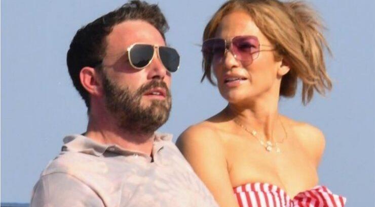 Jennifer Lopez - Ben Affleck: Τα τρυφερά τετ- α - τετ τους σε σκάφος [εικόνες]