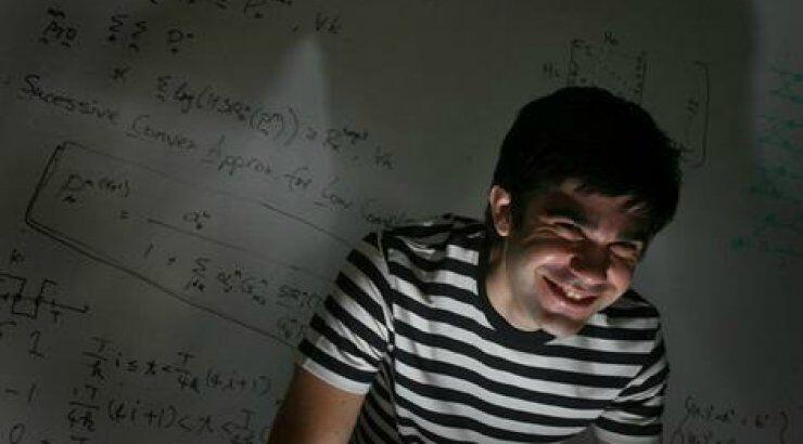 Ένας Έλληνας έβαλε τα «γυαλιά» στην Apple