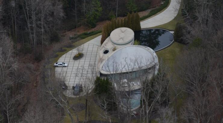 Αυτό είναι το ‘’διαστημικό’’ σπίτι του Justin Bieber [φωτογραφίες]