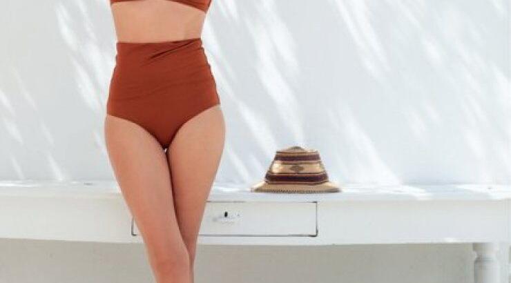 Βίκυ Καγιά: Αποκαλύπτει την ηλικία της και μιλά ανοιχτά για τις αισθητικές επεμβάσεις