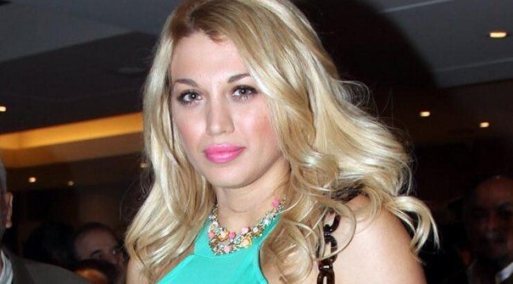 Ποιός χαλάει τα καλοκαιρινά σχέδια της Κωνσταντίνας Σπυροπούλου;